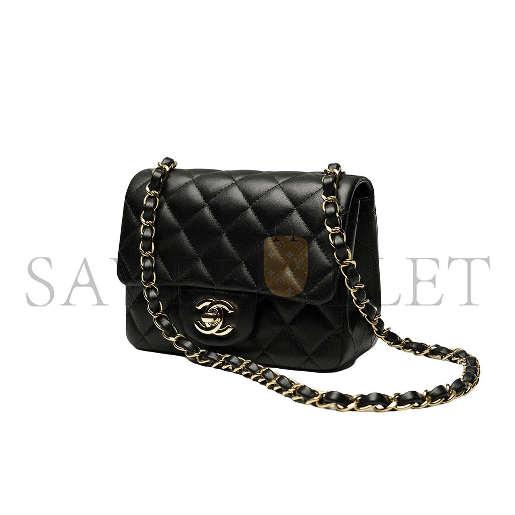 Ch*el master square flap bag black lambskin gold hardware a35200 (17*13.5*8cm)
